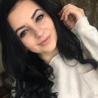 Вика Андреева 