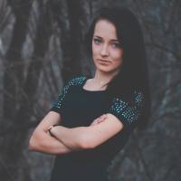 Яна