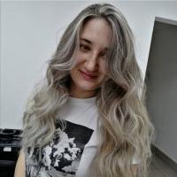 Яна