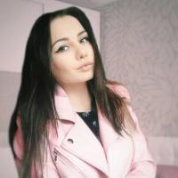 Ксения Ломова