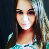Аня