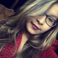 Nelly Galvan