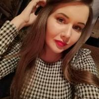 Юля Новоселова