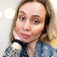 Аня