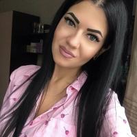 Полина