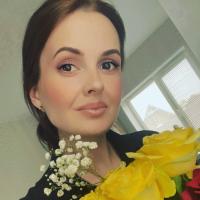 яна