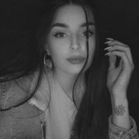 ᴠɪᴋᴀ ᴋɴʏsʜ ☽