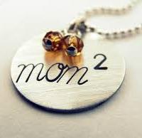 Momoftwo