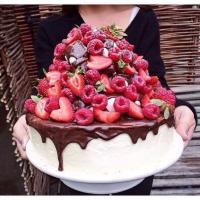 Мама Богдана