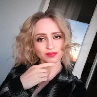 Полина