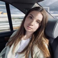 Полина