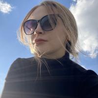 Мила
