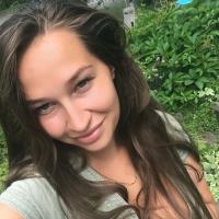 Полина