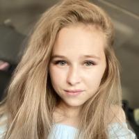 яна