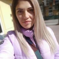 Оля