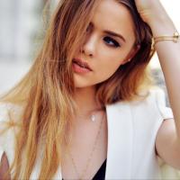 Алина