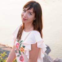 Камилла В