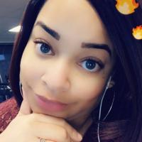 Nicole 