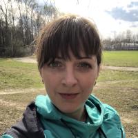 Аня
