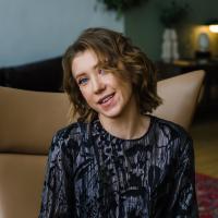 Полина