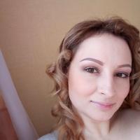 ник в ИГ fomina_krasit 
Красота в каждой девушке и я ее вижу))  приходите на макияж