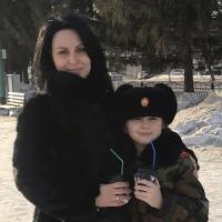 Оля