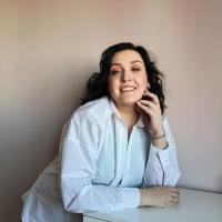 Полина