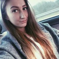 Даша Холина