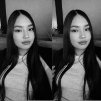 Виктория Попова