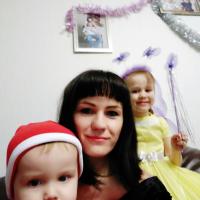 Хулякова Любовь