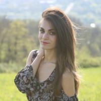 nadia T