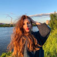 Полина