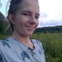 Поли