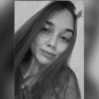 Оля