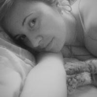 Женя Устинова