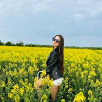 Юленька (Оля) Запевалова