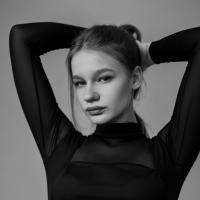 Алина