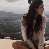 Bella