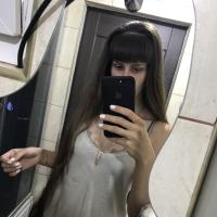 Оля