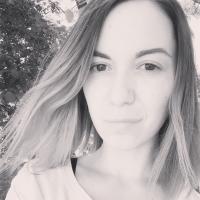 Анна Кути 