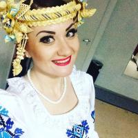 Анна Леонович