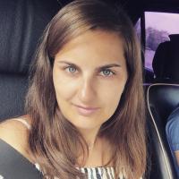 Полина