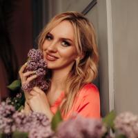 Аня