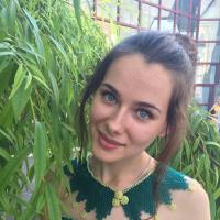 Алёна Кожух
