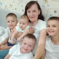 Мама и 4 сына