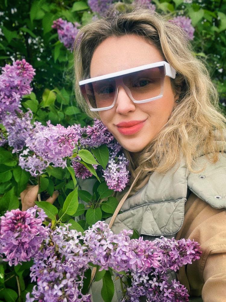 Девочки привет!!!! Кто пробовал все 3 серии шампуней estel кикимора ...