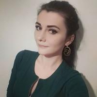 Полина