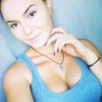 Аня Плешакова