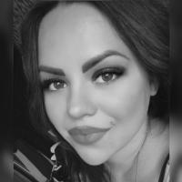 Полина