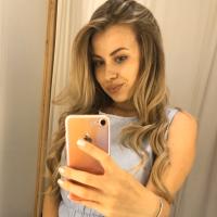 marina_bond